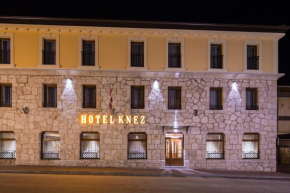 Hotel Knez